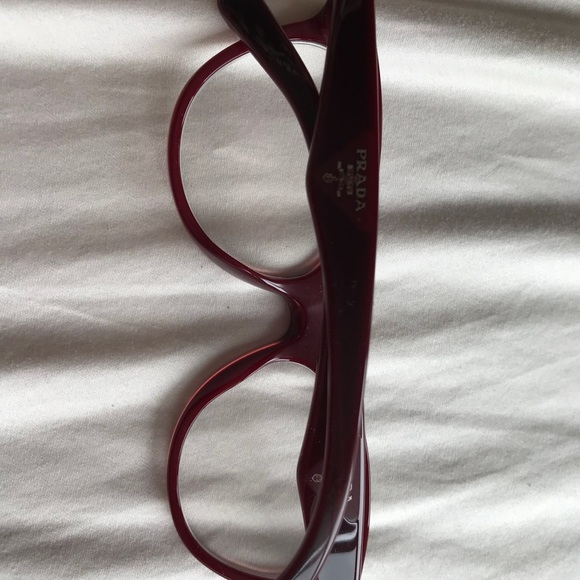 Maroon Prada frame - lenses not included - Picture 3 of 3